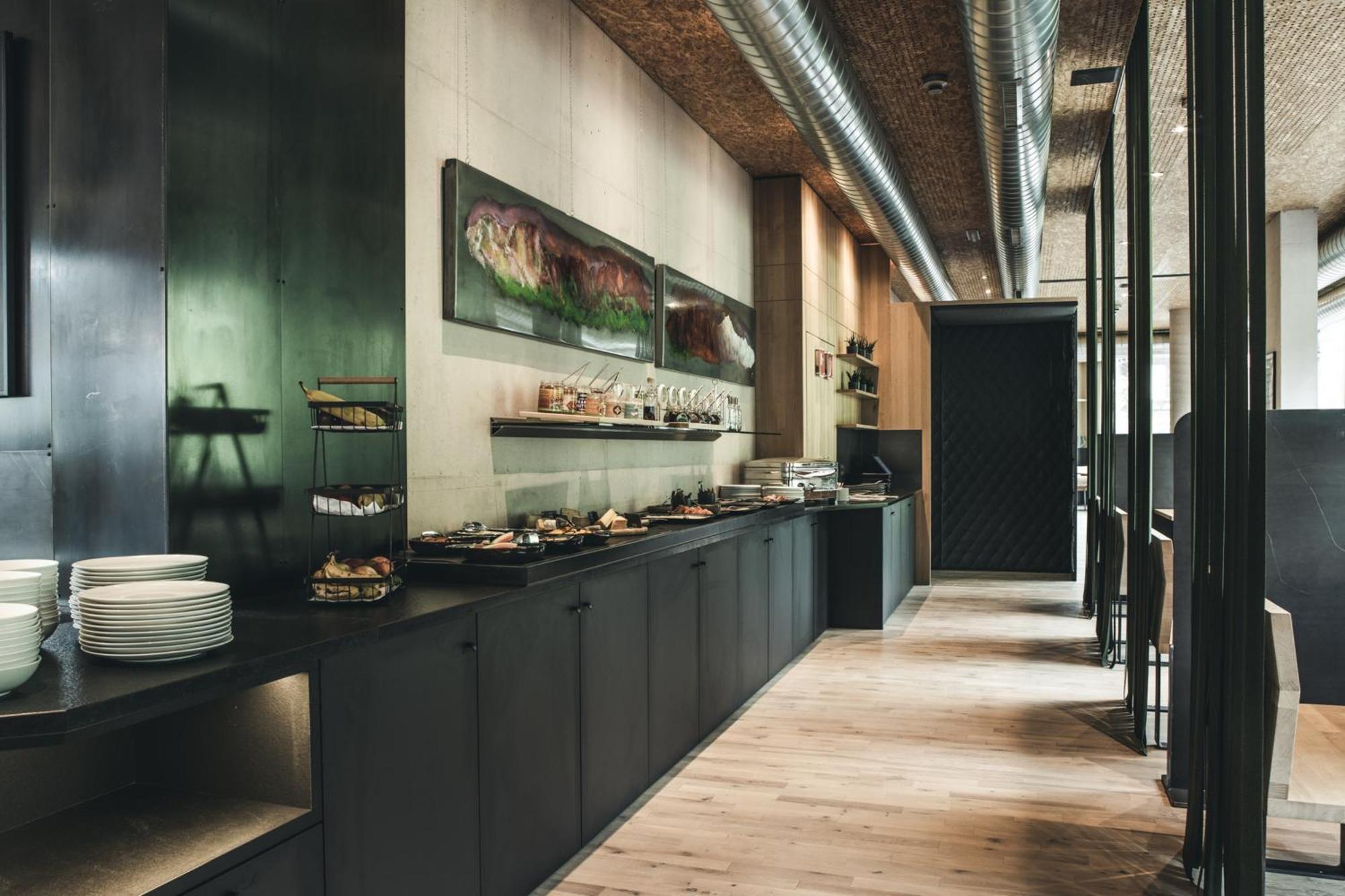 Hotel Arlmont 4 Stern Superior Санкт-Антон-ам-Арльберг Екстер'єр фото